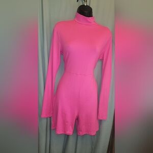 Pink long-sleeve romper. Size L. NWT.